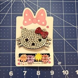 Hello Kitty Sparkling Hair Clip Set with 4 baby jaw clips